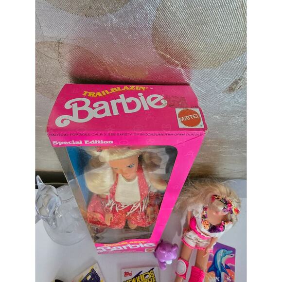 Vintage 1991 MATTEL TRAILBLAZIN' BARBIE #2783 SPECIAL EDITION Western Red Outfit - Picture 3 of 5